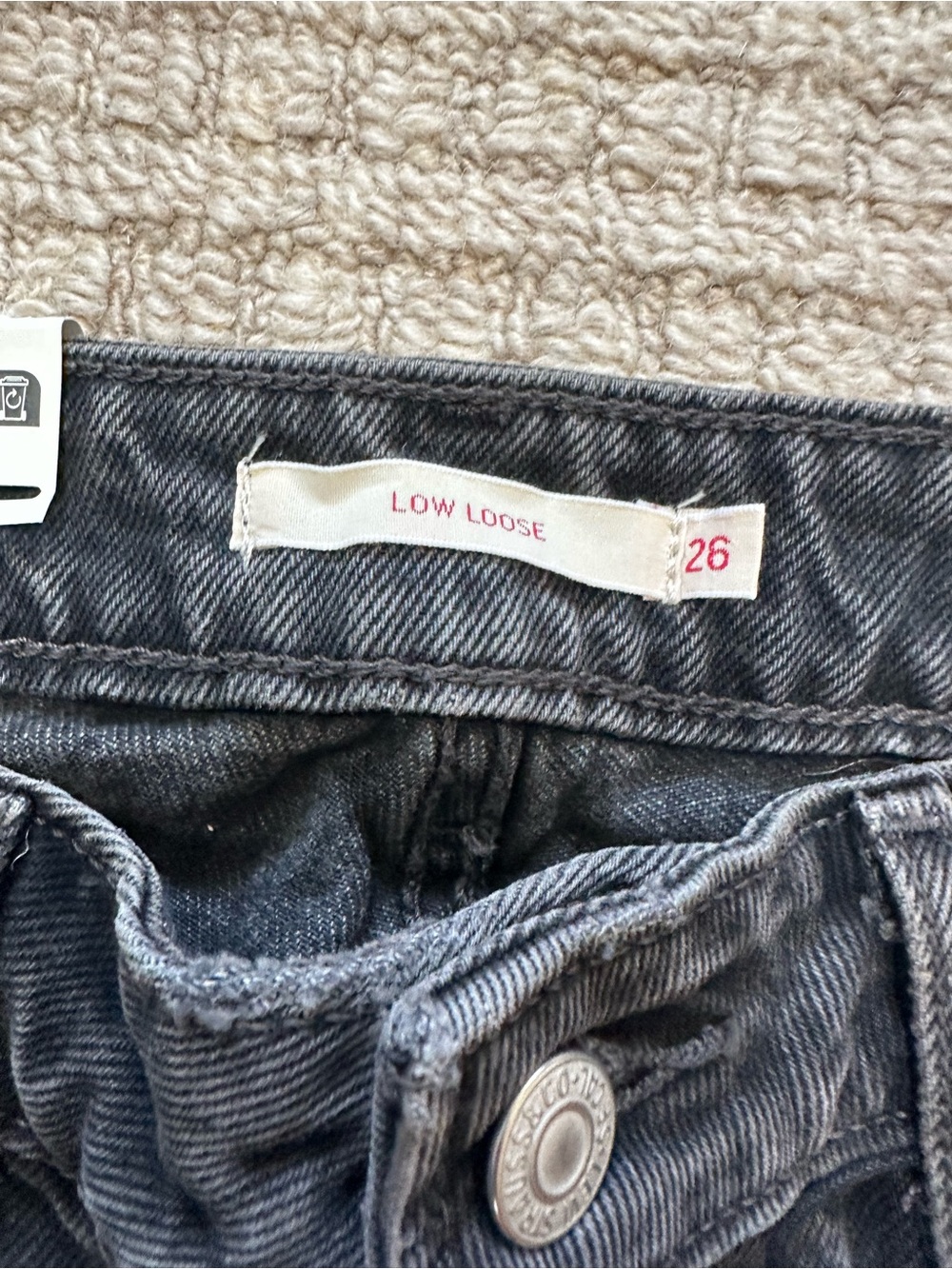 Levi’s NWT Black Low Rise Straight Leg Low Loose Jeans Sz 26 - Picture 5 of 8